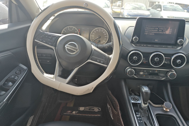 日产 轩逸 2020款 1.6L XL CVT悦享版中控内饰13