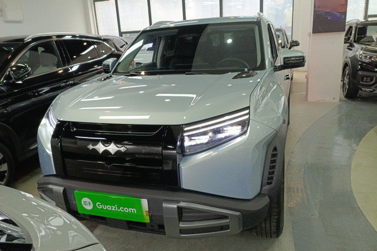 方程豹 钛3 2025款 501KM 后驱智驾Max版车身外观6001