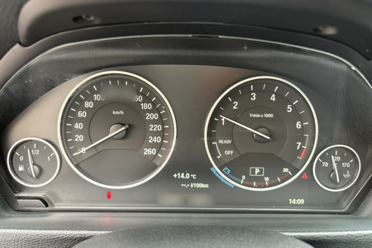 宝马3系 2019款 320Li 时尚型局部细节14