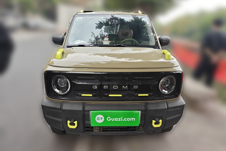 吉利银河 2025款 210km 熊猫骑士车身外观2