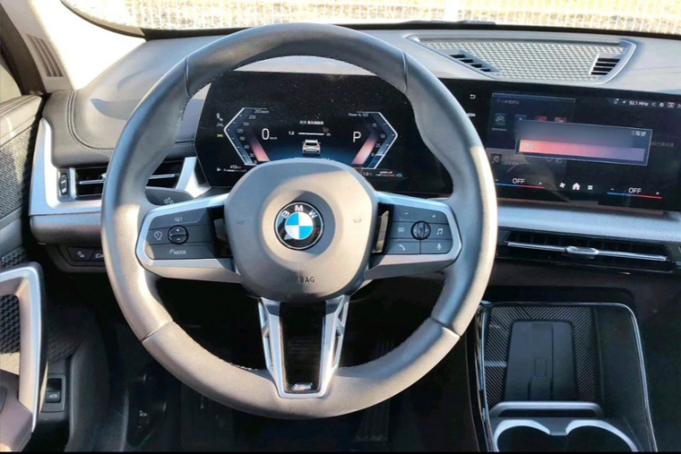 宝马X1 2024款 sDrive25Li X设计套装中控内饰7003