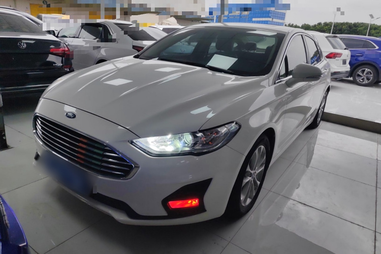 福特 蒙迪欧 2020款 EcoBoost 200 时尚型车身外观1