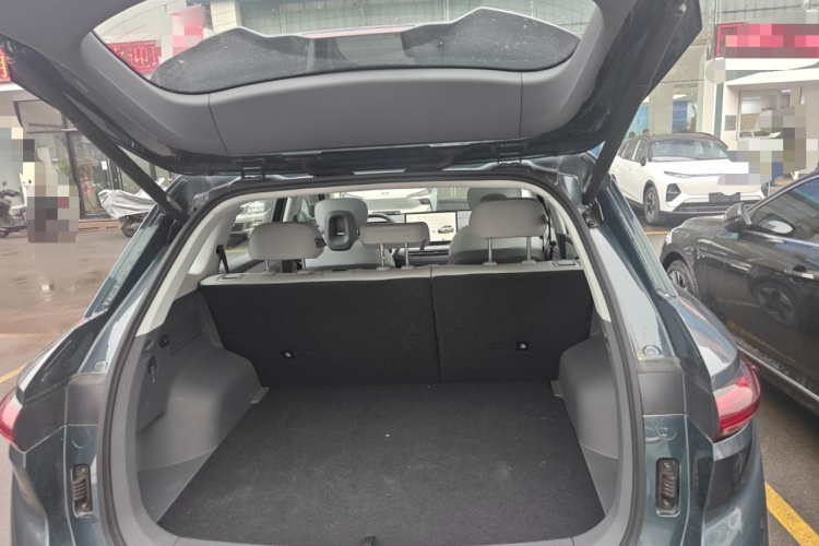 奔腾 悦意03 2025款 565km 臻享版局部细节23