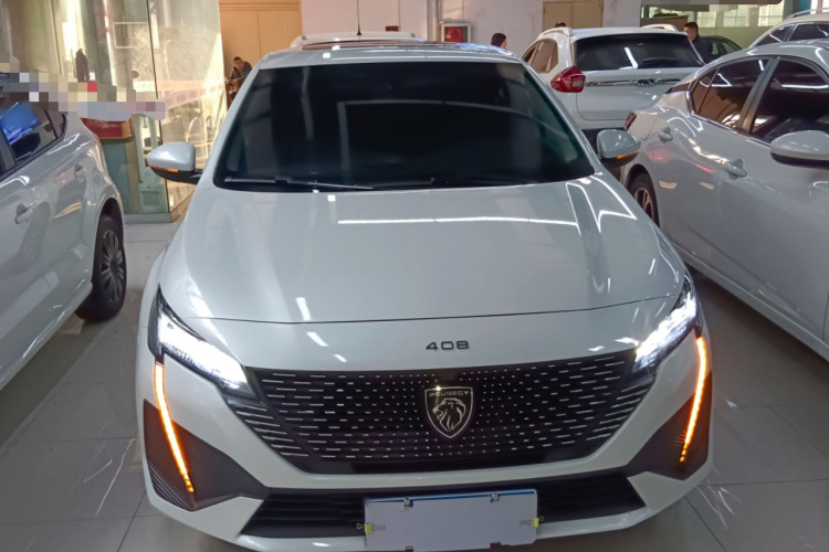 标致408 2022款 1.6T 进取版车身外观2