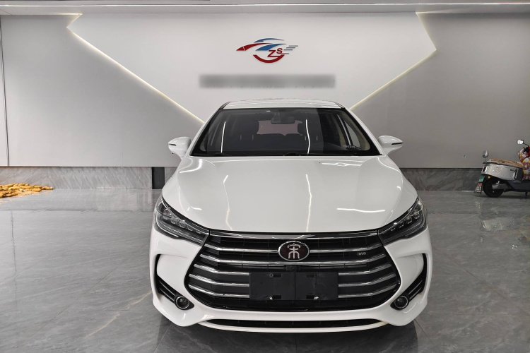 比亚迪 宋MAX 2018款 1.5T 自动智联豪华型 6座车身外观6001