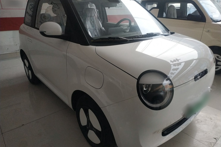 长安启源 长安Lumin 2025款 205km 香沁款车身外观3