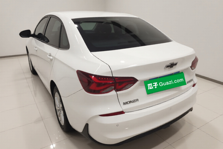 雪佛兰 科鲁泽 2023款 1.5L 双离合悦享版车身外观5