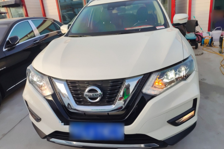 日产 奇骏 2021款 2.0L CVT 2WD XL Premium智联尊享版车身外观2