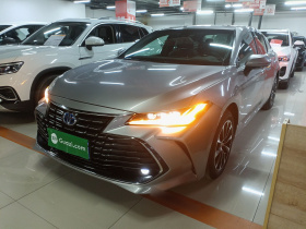 丰田 亚洲龙 2023款 双擎 2.5L 豪华版