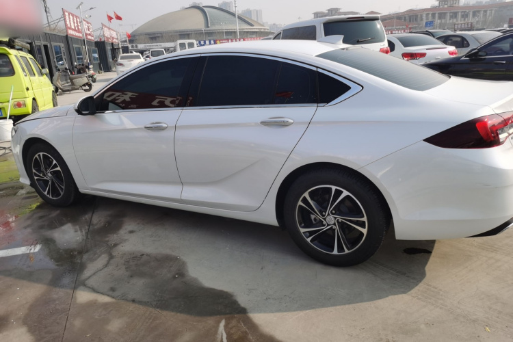 别克 君威 2023款 552T 智享型车身外观6003