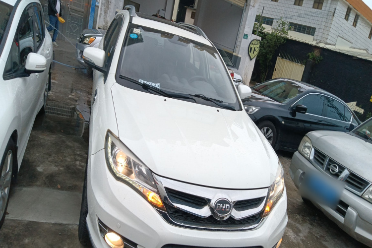 比亚迪S7 2015款 2.0T 自动尊贵型车身外观6001