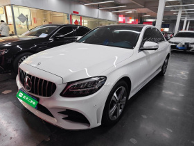 奔驰C级 2019款 C 260 L 运动版