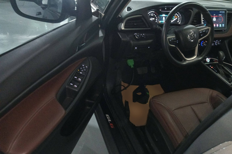 别克GL6 2019款 18T 6座互联豪华型 国VI中控内饰7003