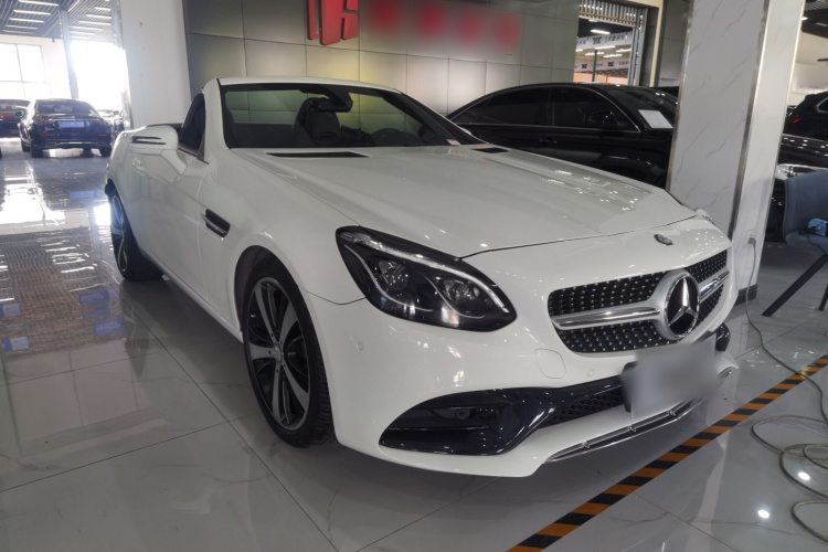 奔驰SLC 2016款 SLC 200 时尚型车身外观3