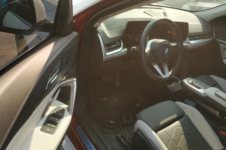 宝马X2(进口) 2024款 sDrive25i M运动套装中控内饰20