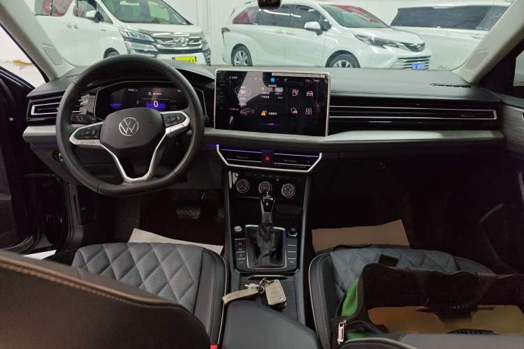 大众 速腾 2025款 改款三 300TSI DSG超越版中控内饰12