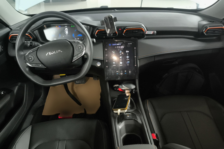 东风风神 奕炫 2024款 1.5L 自动劲速版中控内饰12