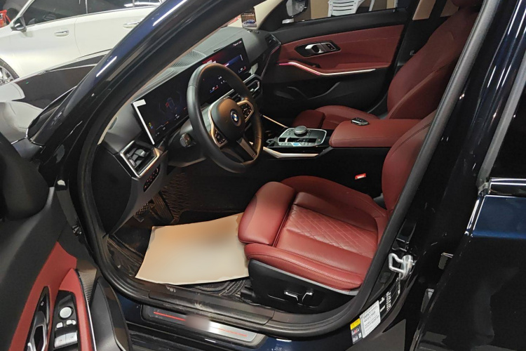 宝马i3 2024款 eDrive 35 L中控内饰20