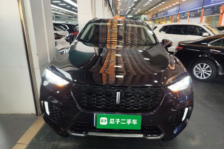 魏牌 VV7 2017款 2.0T 旗舰型车身外观2