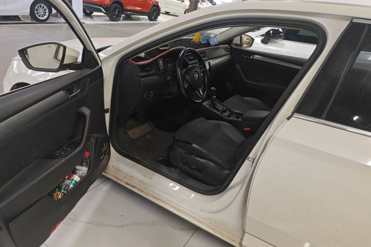 斯柯达 速派 2016款 TSI280 DSG创行版中控内饰20
