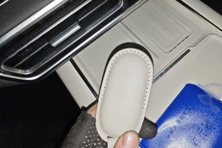 理想汽车 理想L6 2024款 Max中控内饰7001