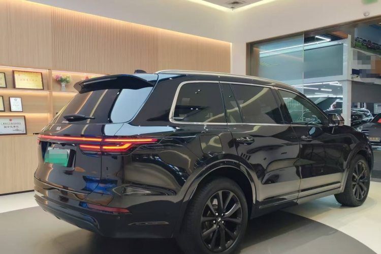 理想汽车 理想ONE 2020款 增程6座版车身外观6004