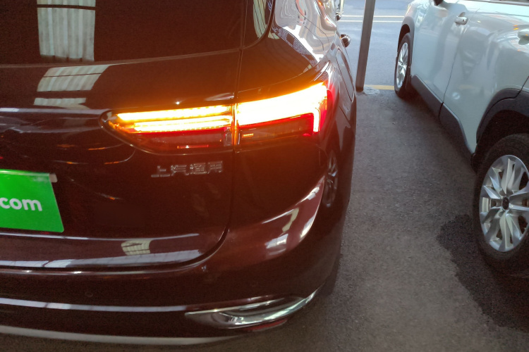 别克 2022款 昂科威S 四驱Avenir艾维亚车身外观9