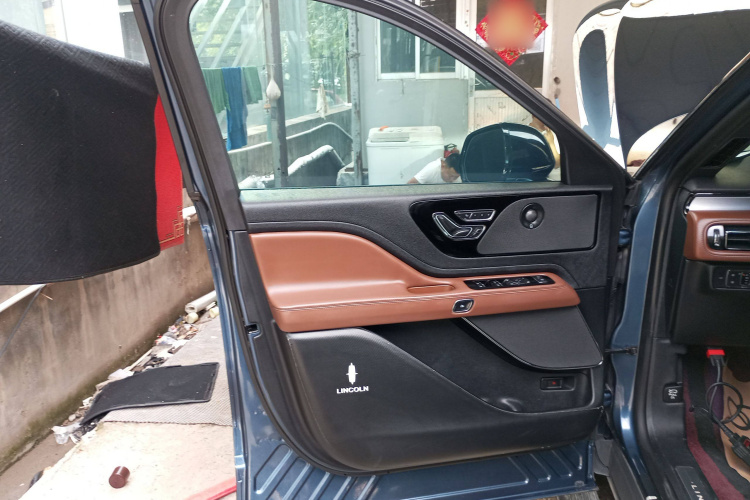 林肯 飞行家(进口) 2020款 3.0T V6全驱尊雅版中控内饰7007