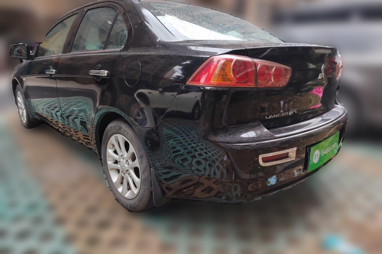 三菱 翼神 2012款 贺岁版 1.8L CVT舒适型车身外观5