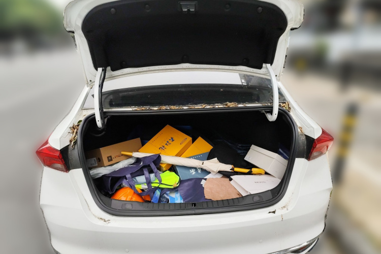 别克 威朗 2022款 Pro 533T 乐享版中控内饰23