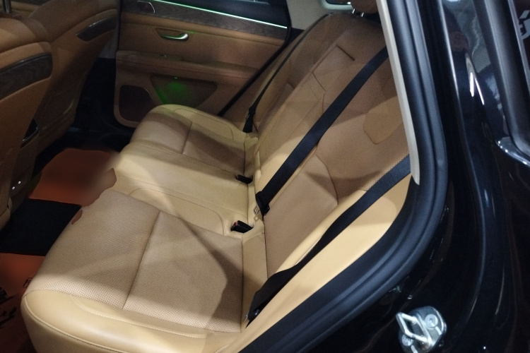 鸿蒙智行 问界M5 2022款 增程四驱至臻版中控内饰21