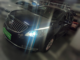 别克GL8 2013款 3.0L GT豪华商务豪雅版