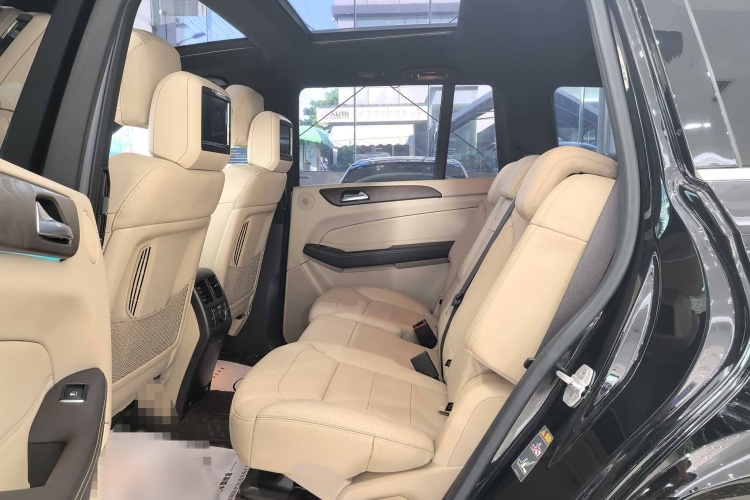 奔驰GLS 2018款 GLS 400 4MATIC豪华型中控内饰7007