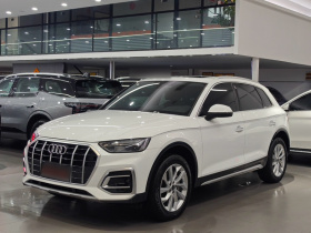 奥迪Q5L 2024款 40 TFSI 豪华致雅型