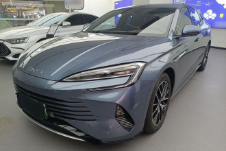 比亚迪 海豹 2023款 DM-i 1.5T 121km 尊荣型