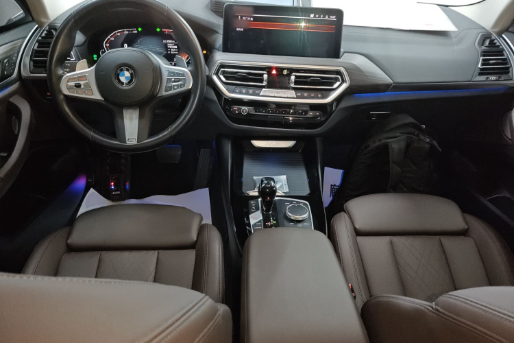 宝马X3 2022款 改款二 xDrive30i 领先型 M曜夜套装中控内饰12