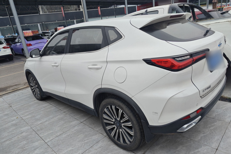 长安欧尚X5 2021款 1.6L CVT尊享型车身外观4