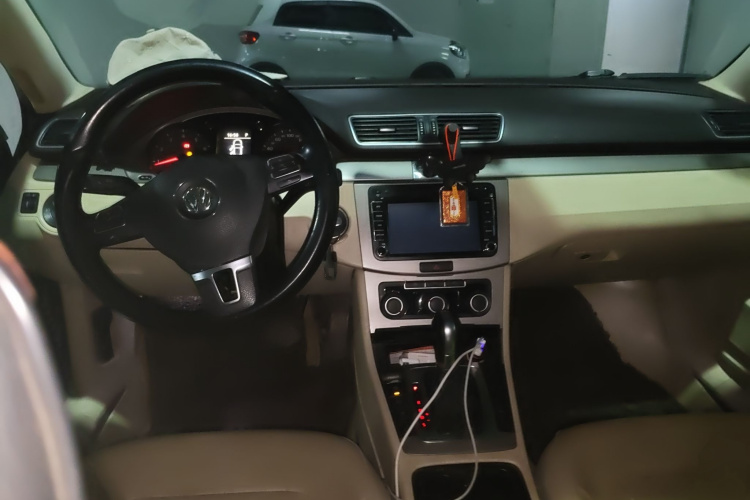 大众 迈腾 2013款 1.8TSI 领先型中控内饰7002