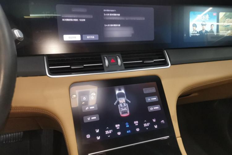 理想汽车 理想ONE 2021款 增程6座版中控内饰16