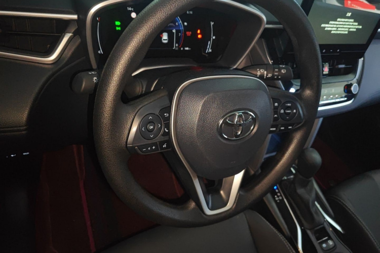 丰田 锋兰达 2024款 2.0L CVT领先plus版局部细节13