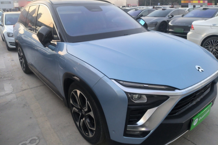 蔚来ES8 2018款 创始版车身外观3