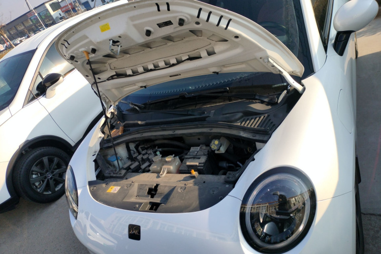 江淮钇为 钇为3 2023款 405km Lite机舱底盘24
