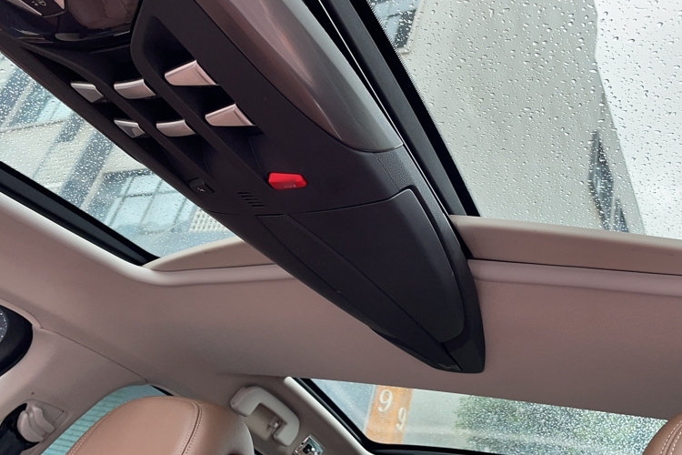 DS 5 2015款 1.8T 尊享版THP200局部细节22