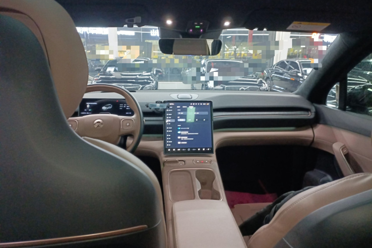 蔚来ES6 2023款 75kWh中控内饰12