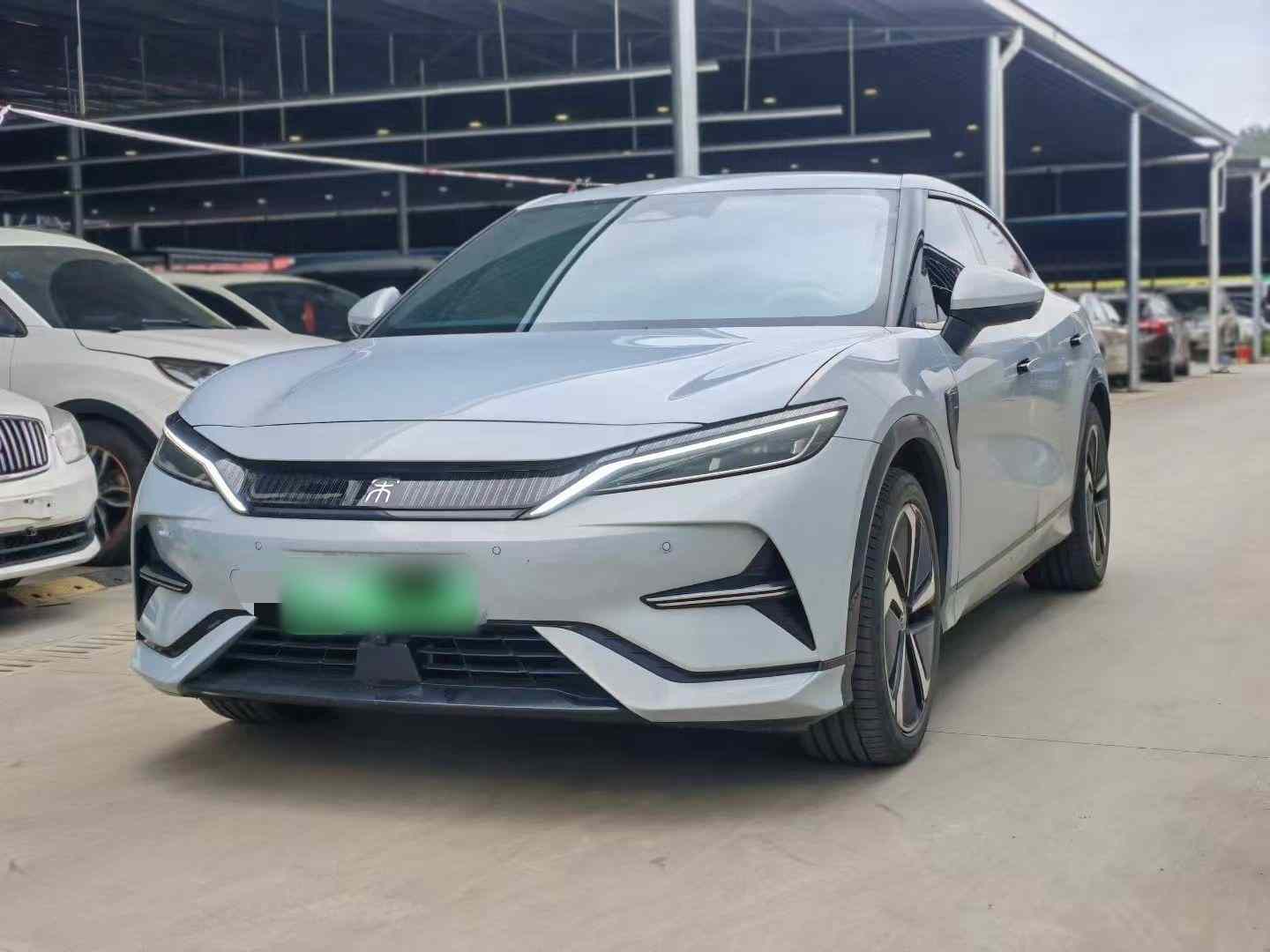 比亚迪 宋L EV 2024款 662km 超越型(1)