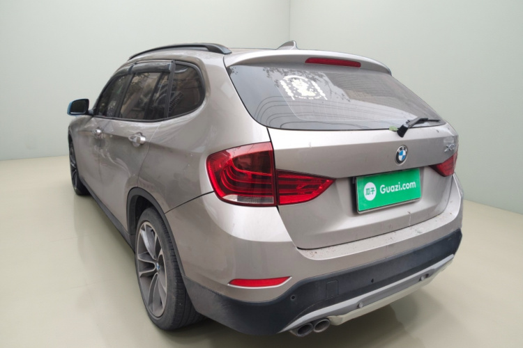 宝马X1 2015款 sDrive18i 领先晋级版车身外观5