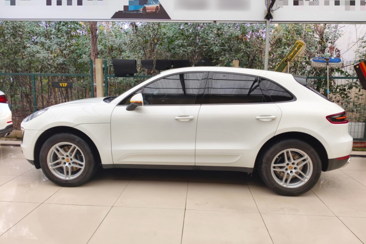 保时捷 2017款  Macan 2.0T车身外观4