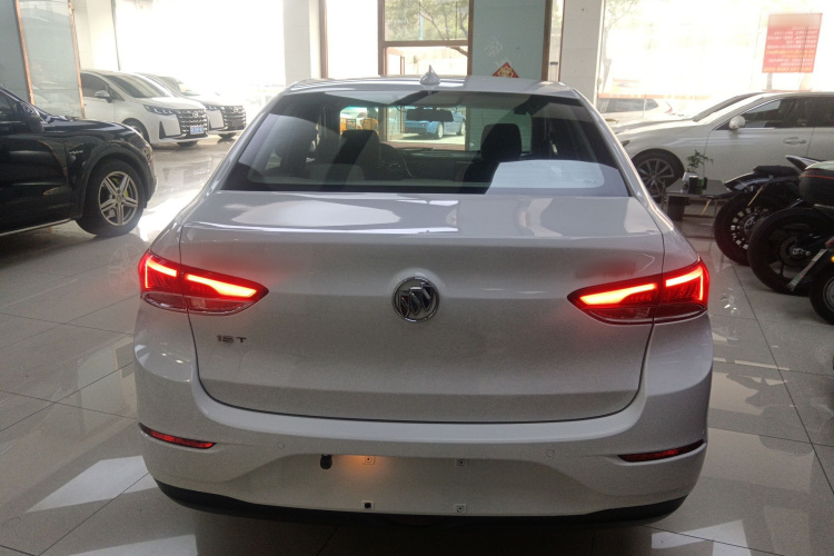 别克 英朗 2018款 15T 双离合进取型 国V车身外观6