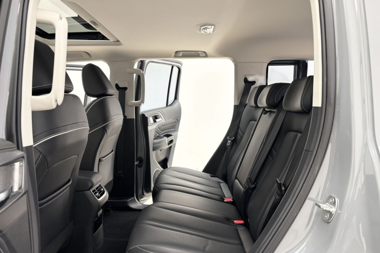 坦克300 2021款 越野版 2.0T 征服者中控内饰7003