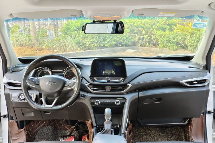 雪佛兰 沃兰多 2018款 Redline 530T 自动纵享版（5+2款） 国V中控内饰7005